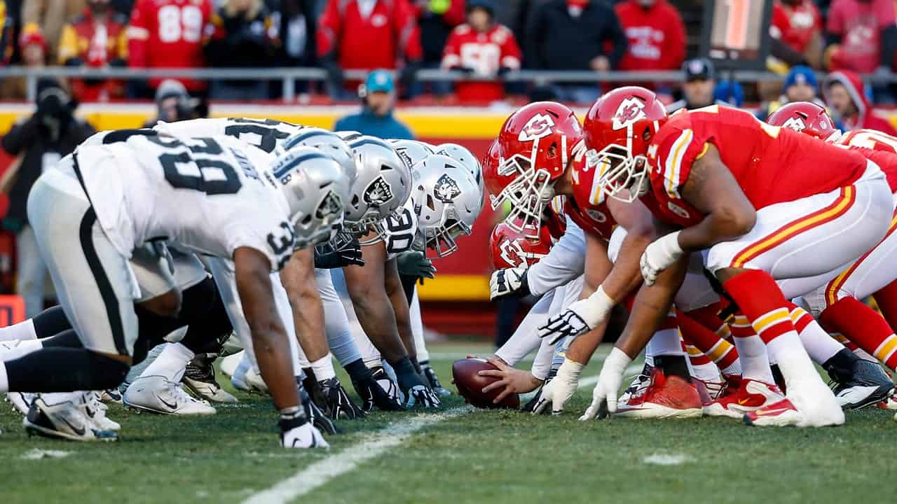 The Kansas City Chiefs Will Play Rivalry Games On Christmas And New Year's  Eve