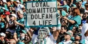 Miami Dolphins Super Fan 'Dolfan Maniac' Inducted Into Inaugural Ford 'Hall  Of Fans' - CBS Miami