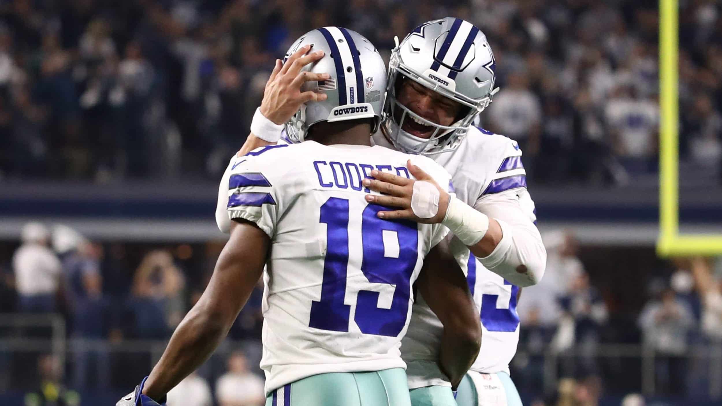 Zack Martin, DeMarcus Lawrence Named Midseason All-Pros by Pro