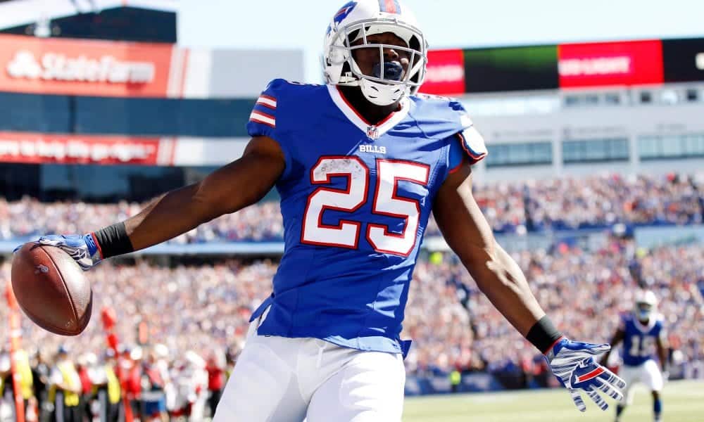 Report: Kansas City Chiefs sign former Buffalo Bills RB LeSean McCoy 