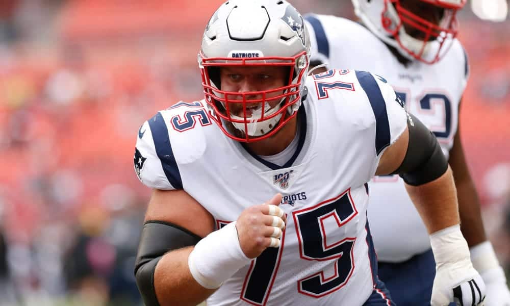 Ted Karras, free agent Patriots center, to join Cincinnati Bengals