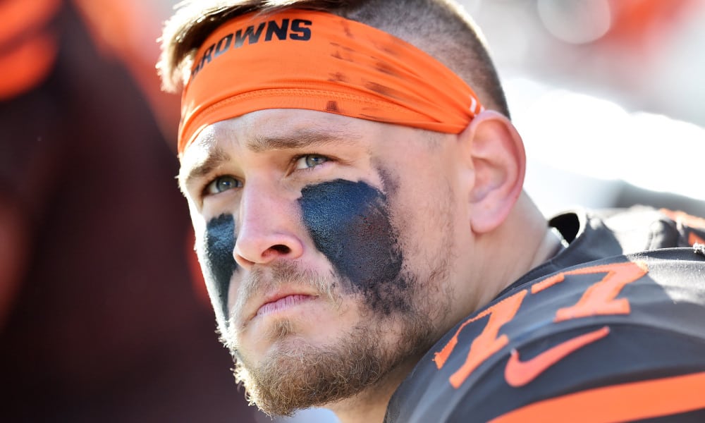 Breaking down the Browns right guard competition in 2020