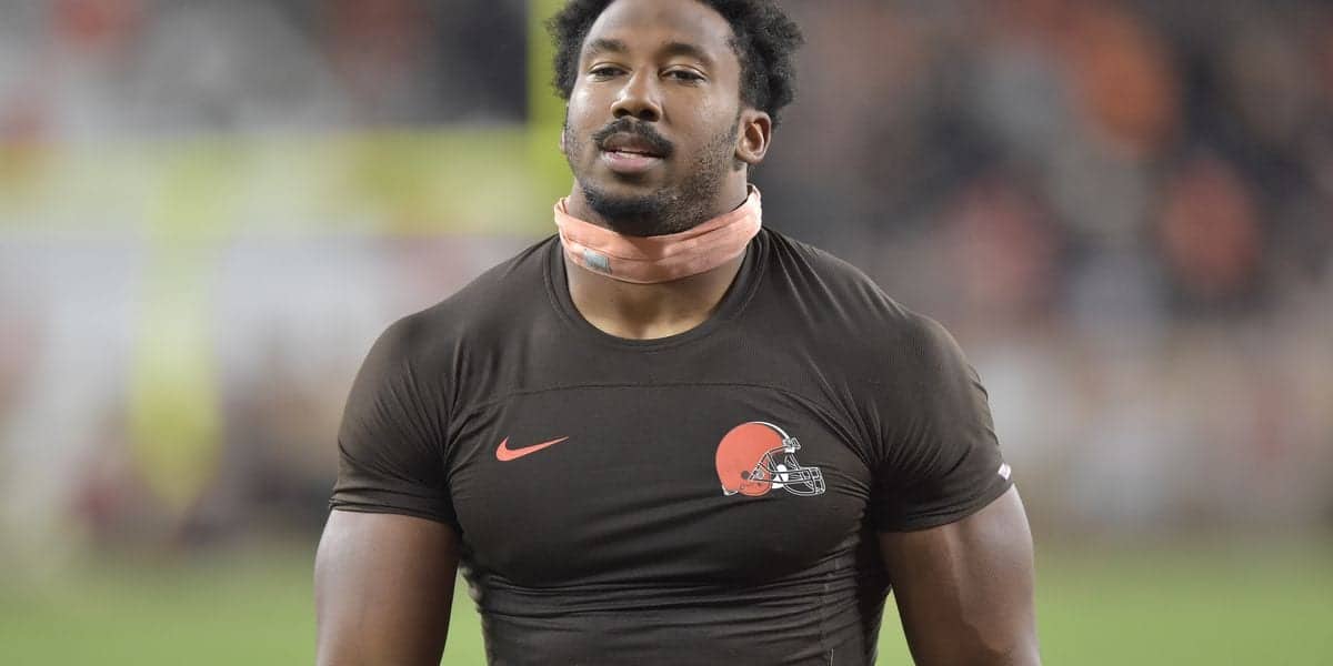 Cleveland Browns' Myles Garrett and his love of dinosaurs