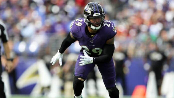 Why won't NFL teams sign former Ravens star Earl Thomas?