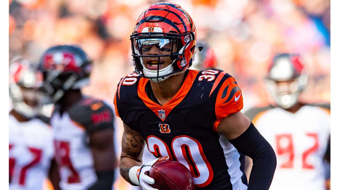 Dallas Cowboys Should Sign Bengals Star Safety Jessie Bates