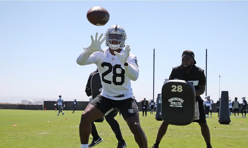 Raiders TE Darren Waller and RB Josh Jacobs named to 2020 Pro Bowl