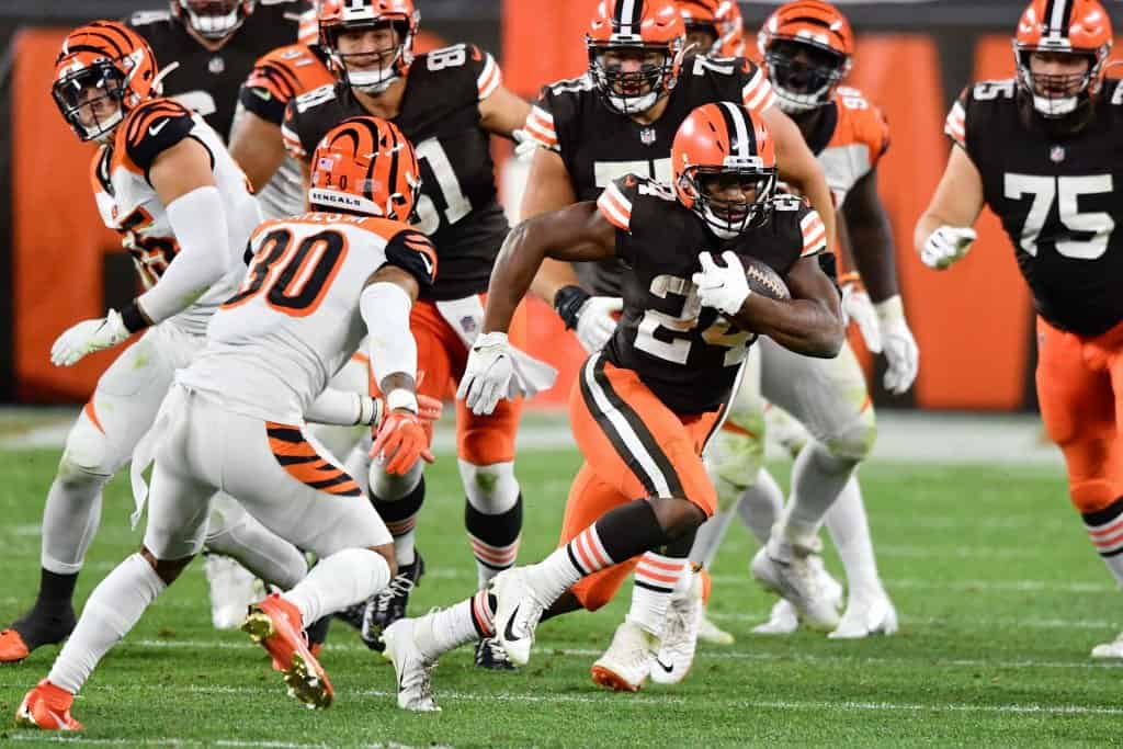 Browns Wyatt Teller on blocking for Nick Chubb and Kareem Hunt and playing  for Bill Callahan 