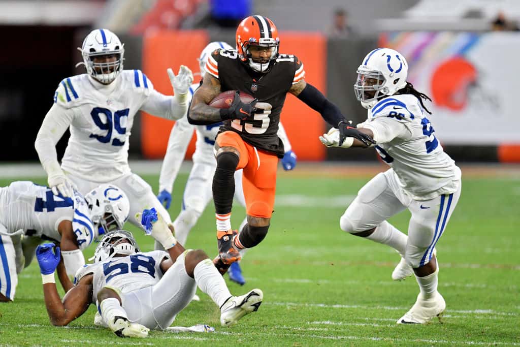 Hunt Rejoining NFL Browns After Chubb Injury