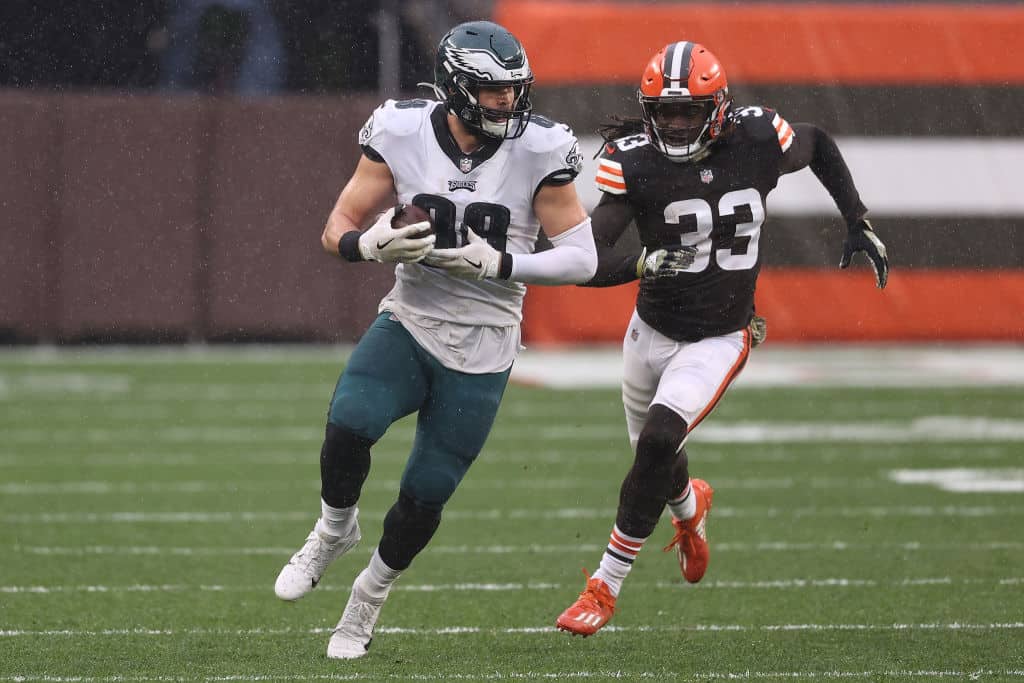 Dallas Goedert Fantasy Outlook: What to expect with Zach Ertz out tonight