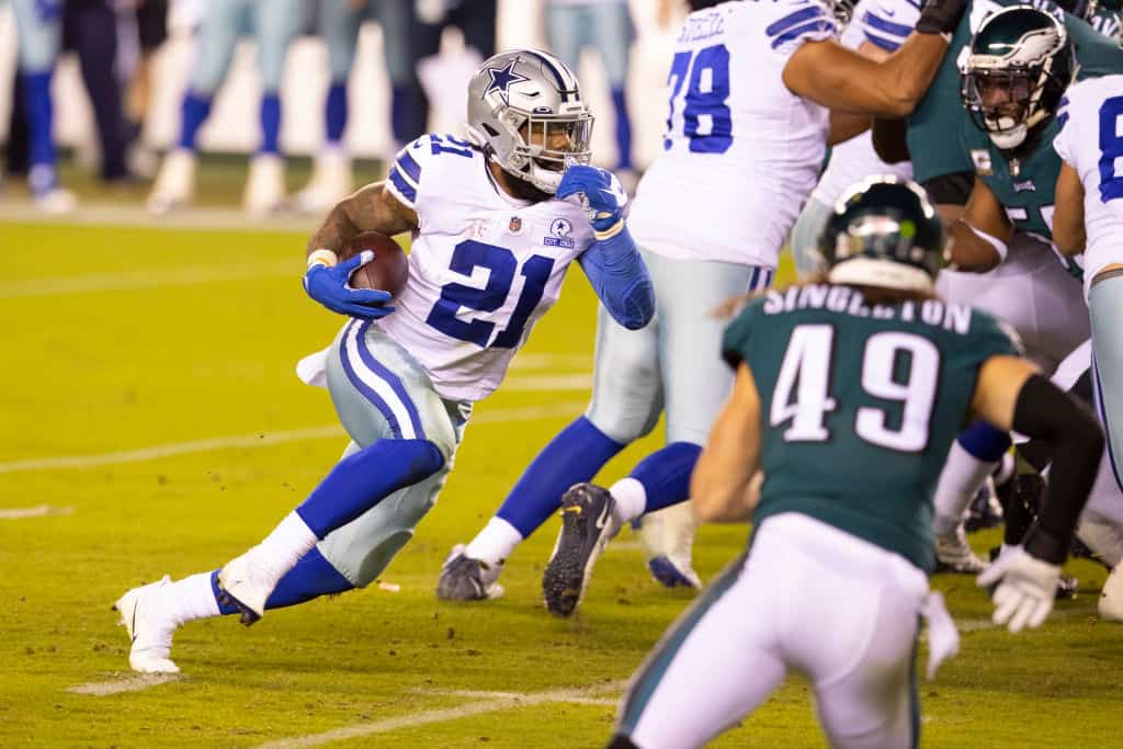 Ezekiel Elliott dazzles for Cowboys