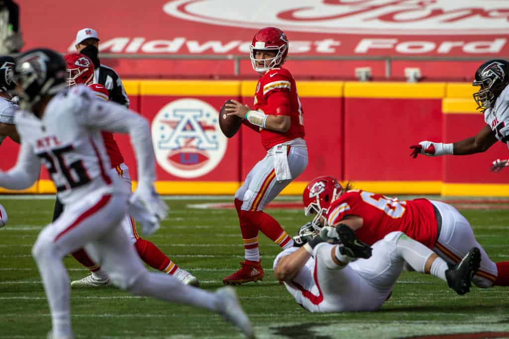 NFL Recap: Kansas City Chiefs, Pittsburgh Steelers have reasons to be afraid after narrow wins