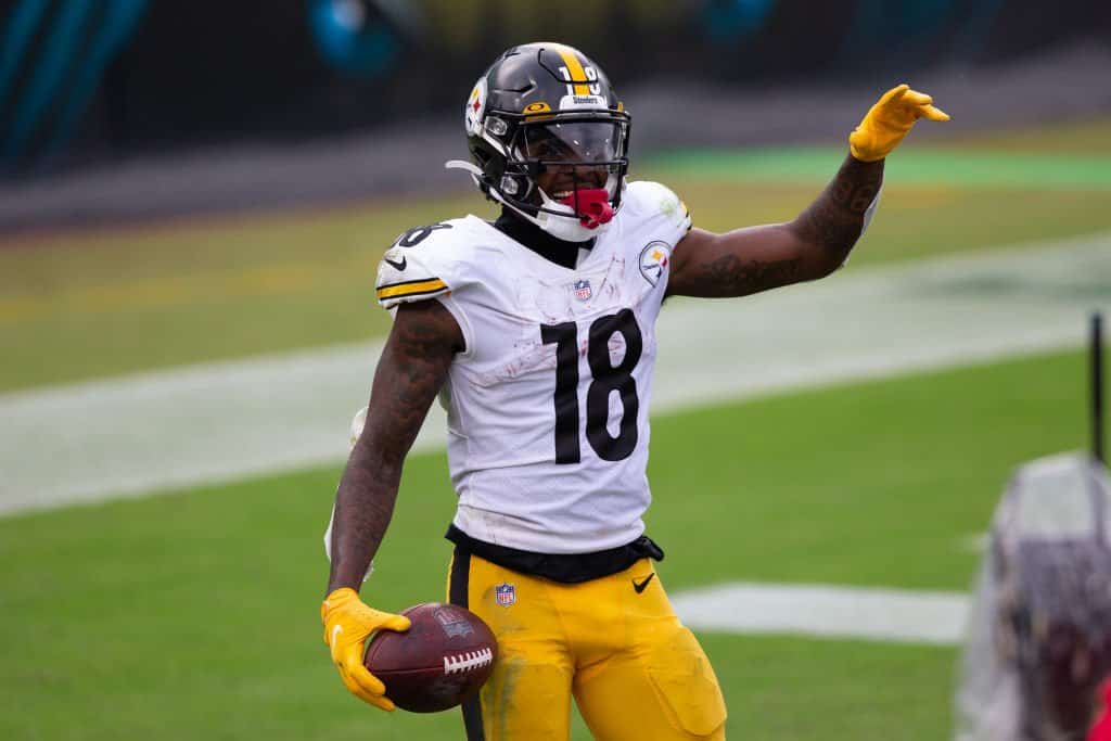 Pittsburgh Steelers wide receiver Diontae Johnson (18) in action