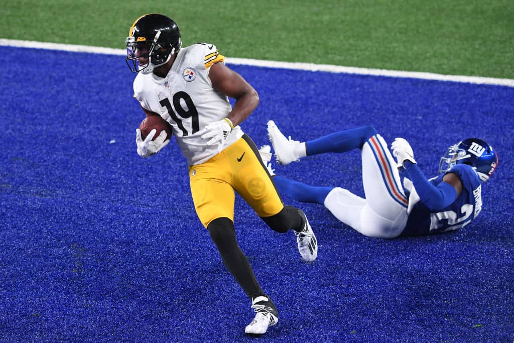 JuJu Smith-Schuster Says He's 'Concerned' for Ex-Steelers Teammate