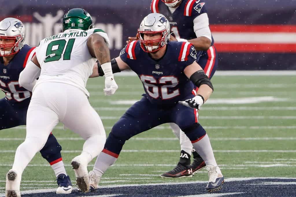 Former Patriots All-Pro Joe Thuney to sign with Chiefs, agent says