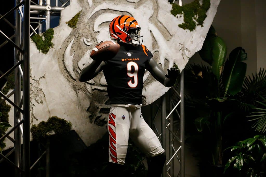 Cincinnati Bengals, Los Angeles Rams Unveil Uniforms For Super