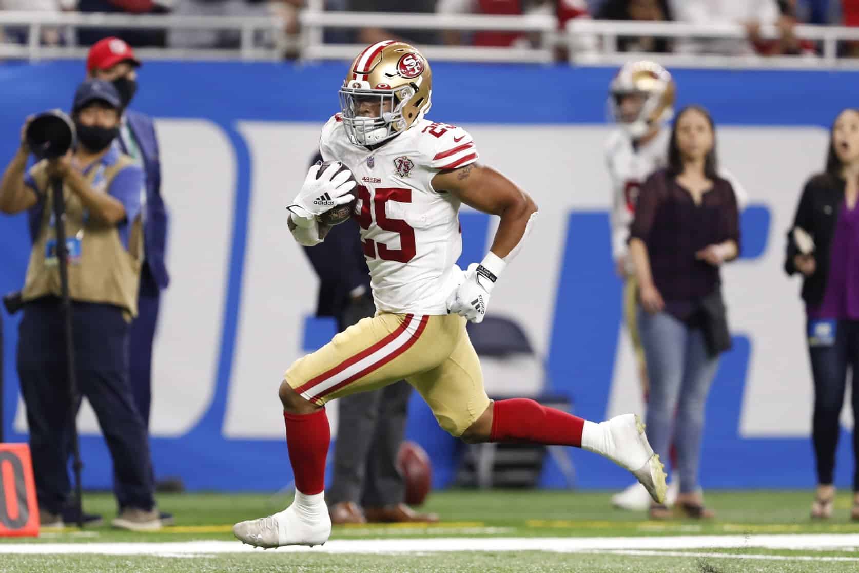 49ers should keep Jeff Wilson starting once Elijah Mitchell returns