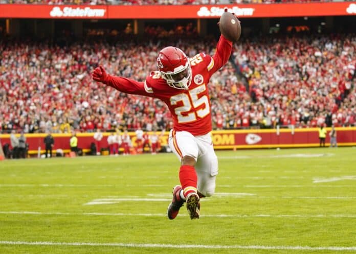 Fantasy Football Injury Update: Kansas City Chiefs RB Clyde Edwards-Helaire  dealing with ankle injury, Fantasy Football News, Rankings and Projections