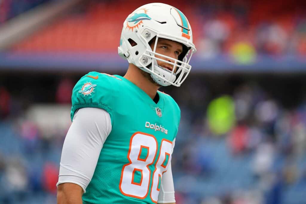 Only two TEs rank higher than Mike Gesicki in Dolphins history