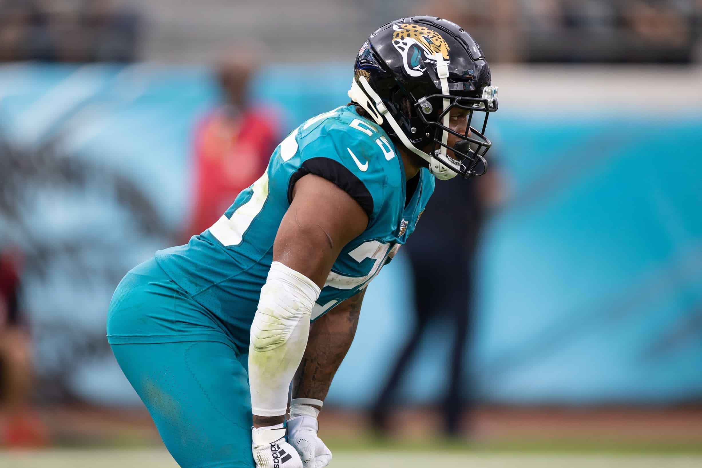 Roster Moves: Jaguars sign RB Ryquell Armstead to active roster