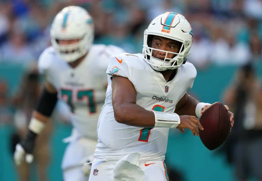 Week 15 Superflex Fantasy Football Rankings: Can you trust Tua