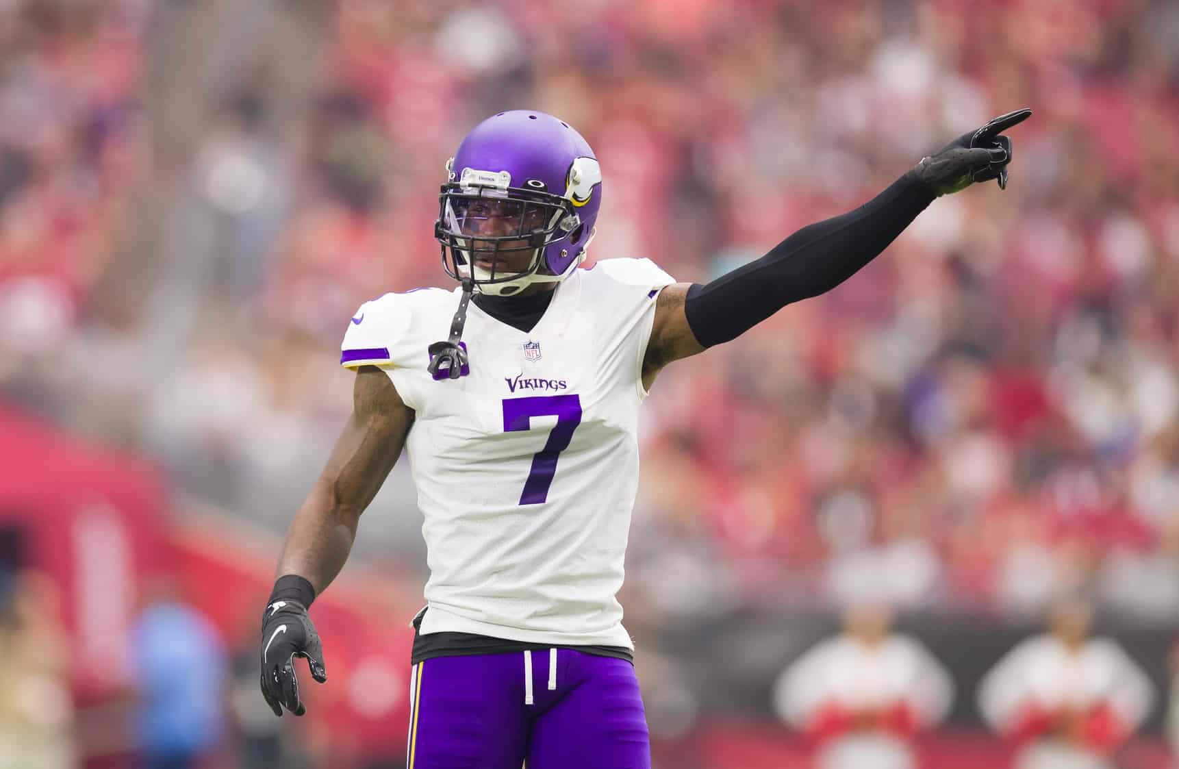 Vikings: Patrick Peterson changes number to 7, pays QB to switch