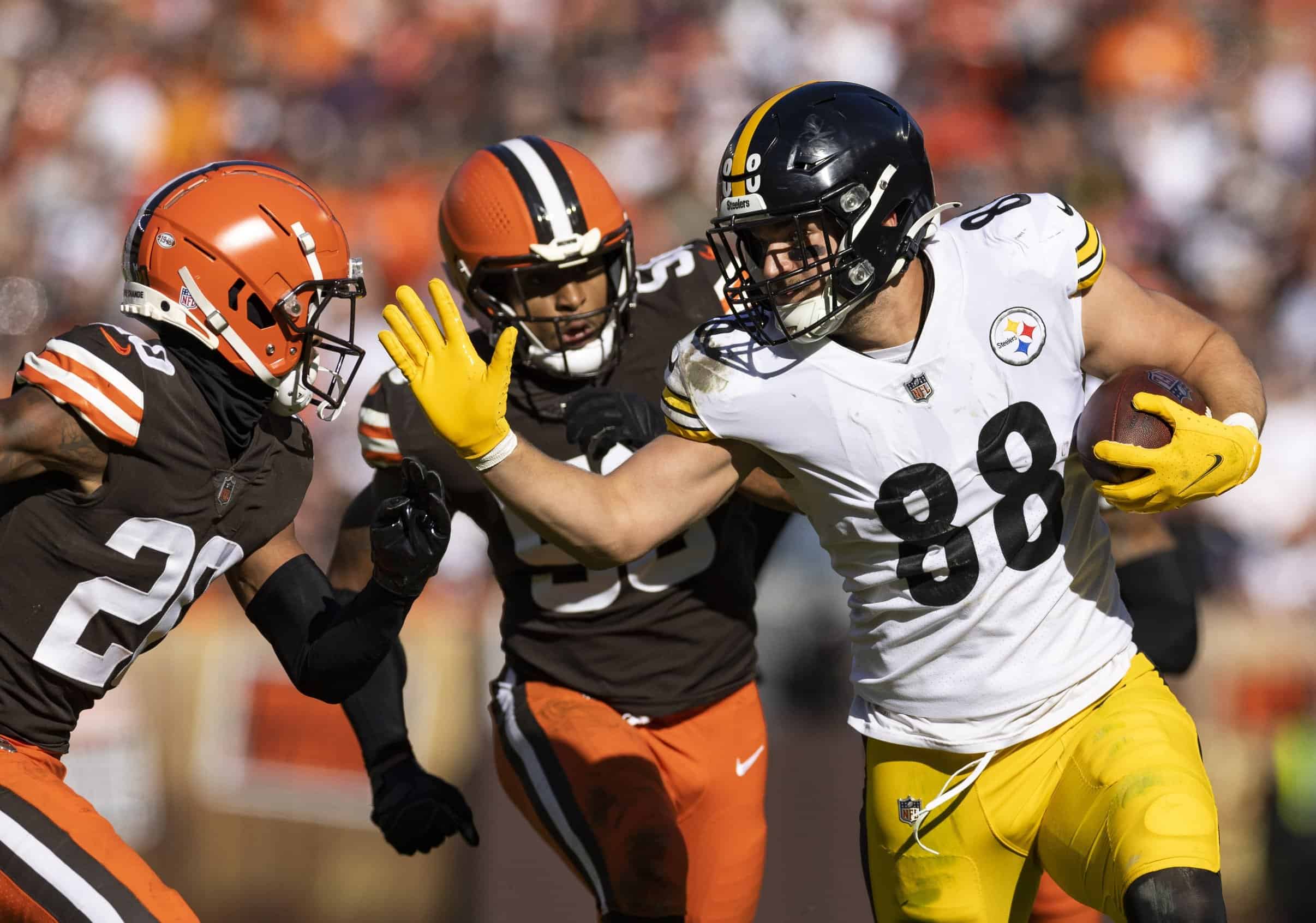 Steelers Pat Freiermuth was even better in 2021 than you think he