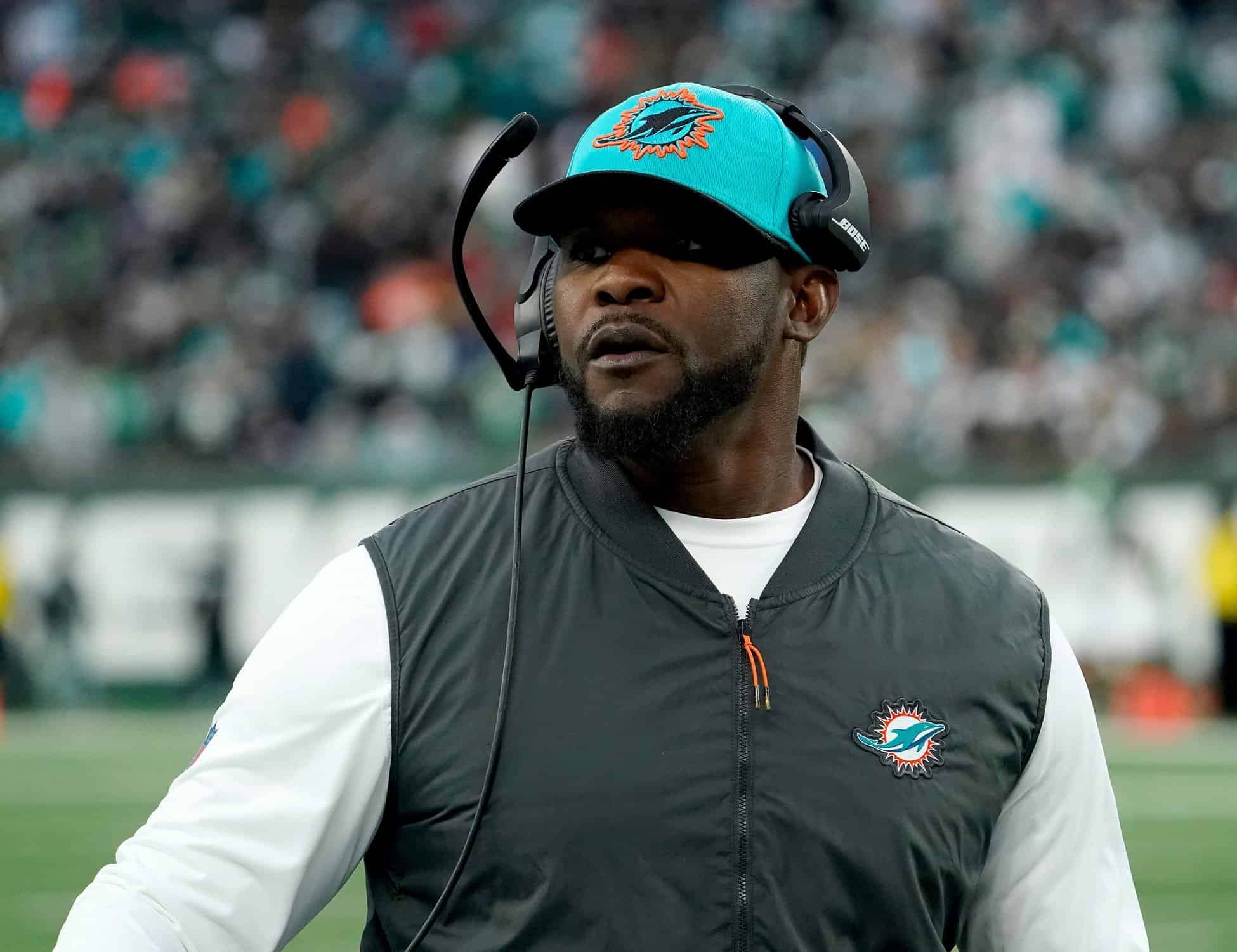 Bills humble Dolphins, end Miami's winning streak with final score