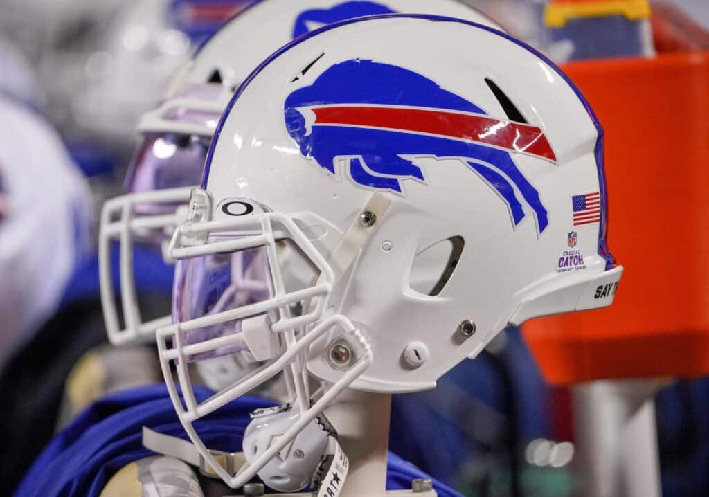 Buffalo Bills 7-round 2022 mock draft: Playmaker falls to pick no