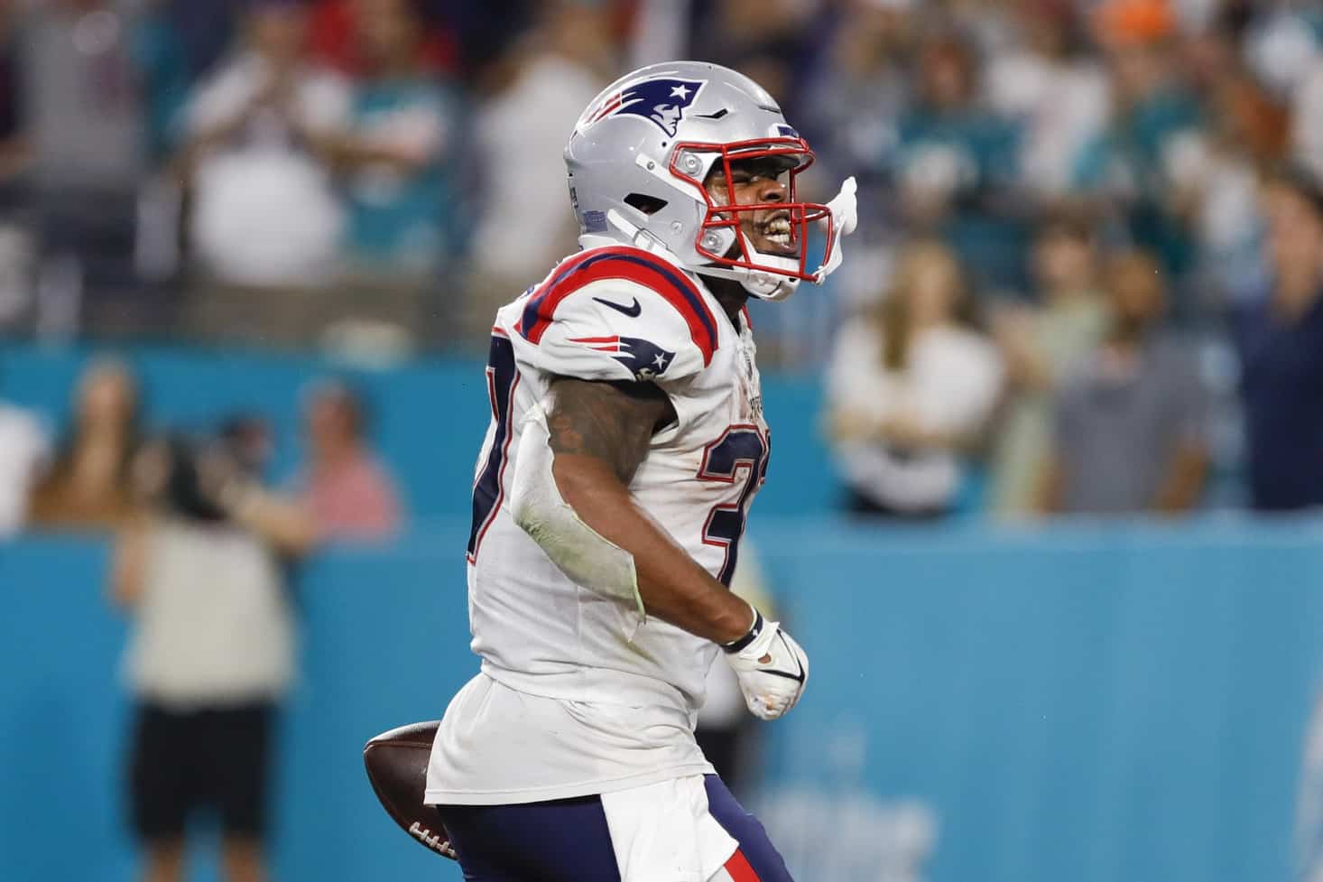 Bills healthy, Patriots have ridiculous injury report ahead of