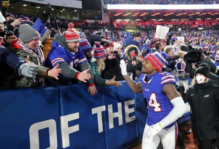 Bills vs. Patriots: Stories, odds, stats & how to watch Saturday's