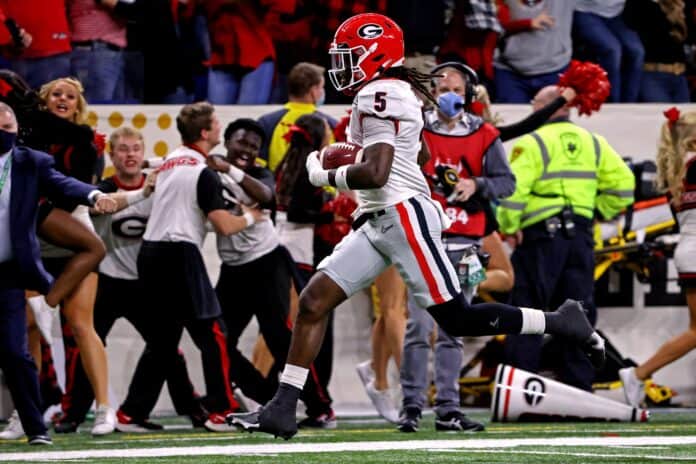 Georgia pulls away from Alabama in fourth quarter to win first