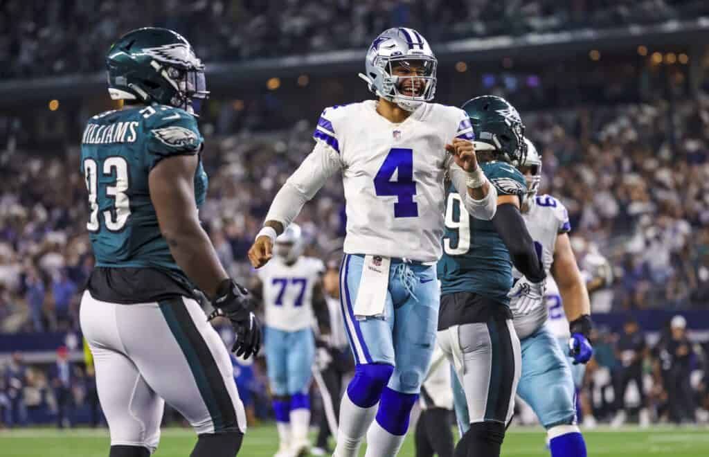 Wild finish appropriate for another crazy Cowboys-Eagles game