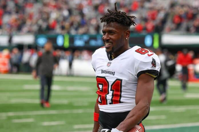 tampa bay buccaneers antonio brown