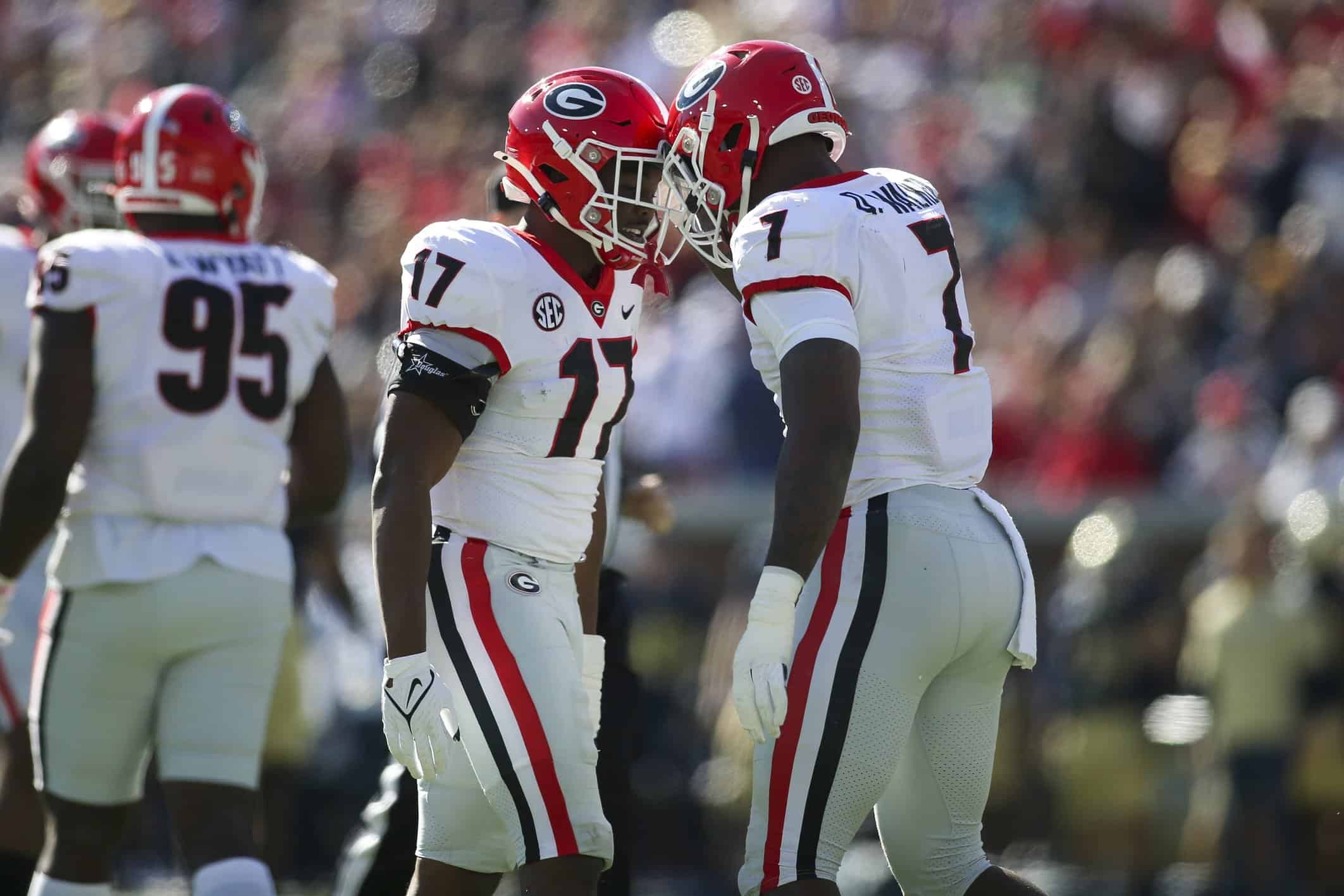 Georgia offensive lineman Justin Shaffer runs the 40-yard dash at