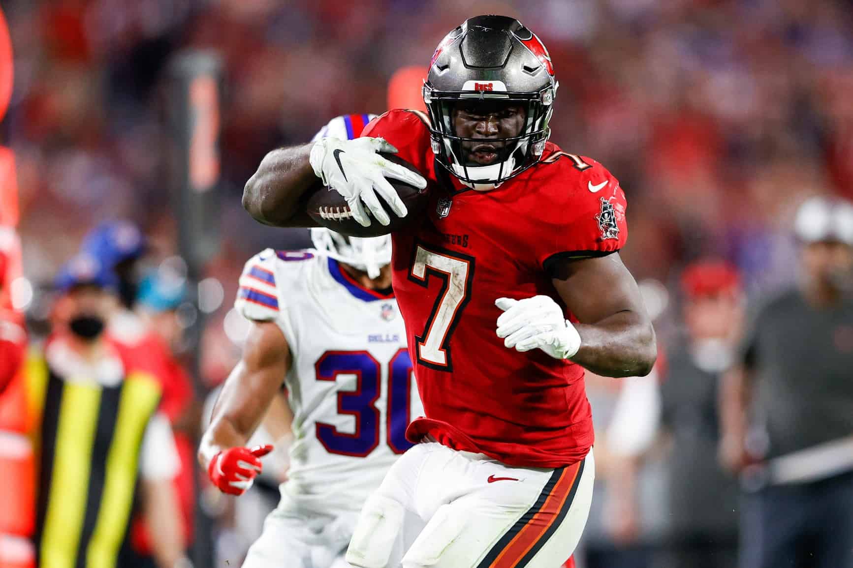 top 2022 nfl free agents