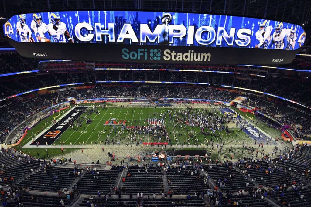 NFL: New England Patriots: Super Bowl LI Champions (DVD)