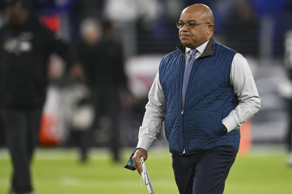 Mike Tirico Will Call NBC's 'Sunday Night Football' in 2022 – The