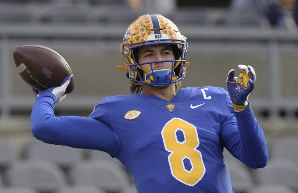 Kenny Pickett, Pitt QB  NFL Draft Scouting Report