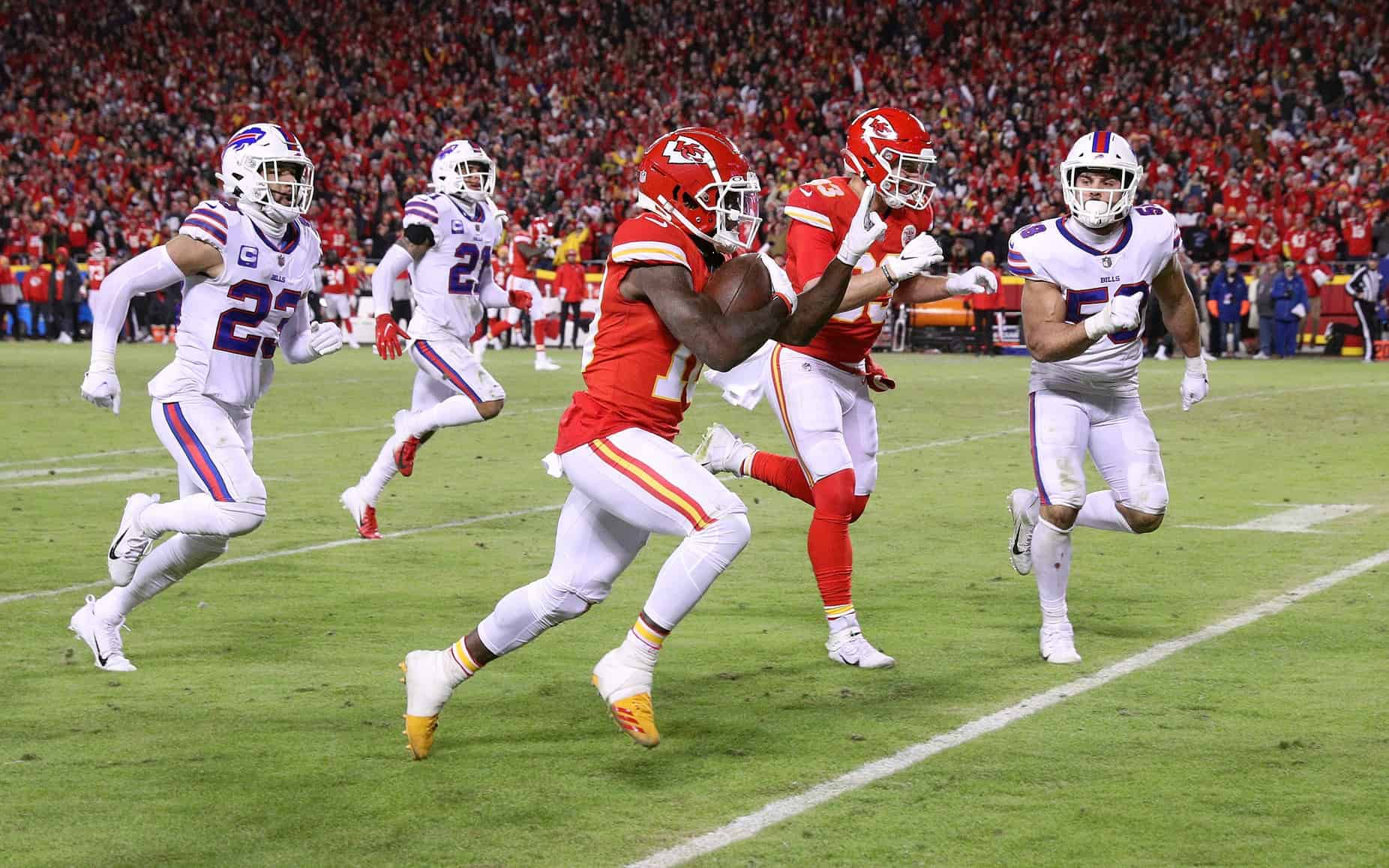 Stream 49ers After Dark: What The Dolphins Trading For Tyreek Hill Means  For Deebo Samuel by The Cohn Zohn