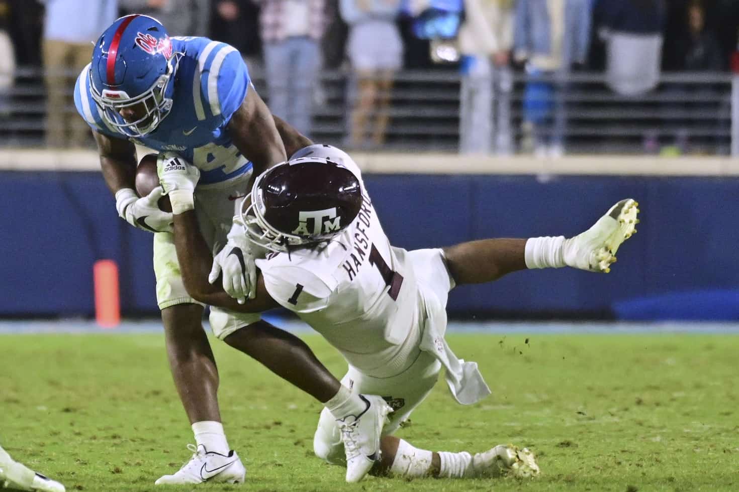 Texas A&M linebacker Aaron Hansford's interest heating up after impressive  pro day, Raiders visit coming up