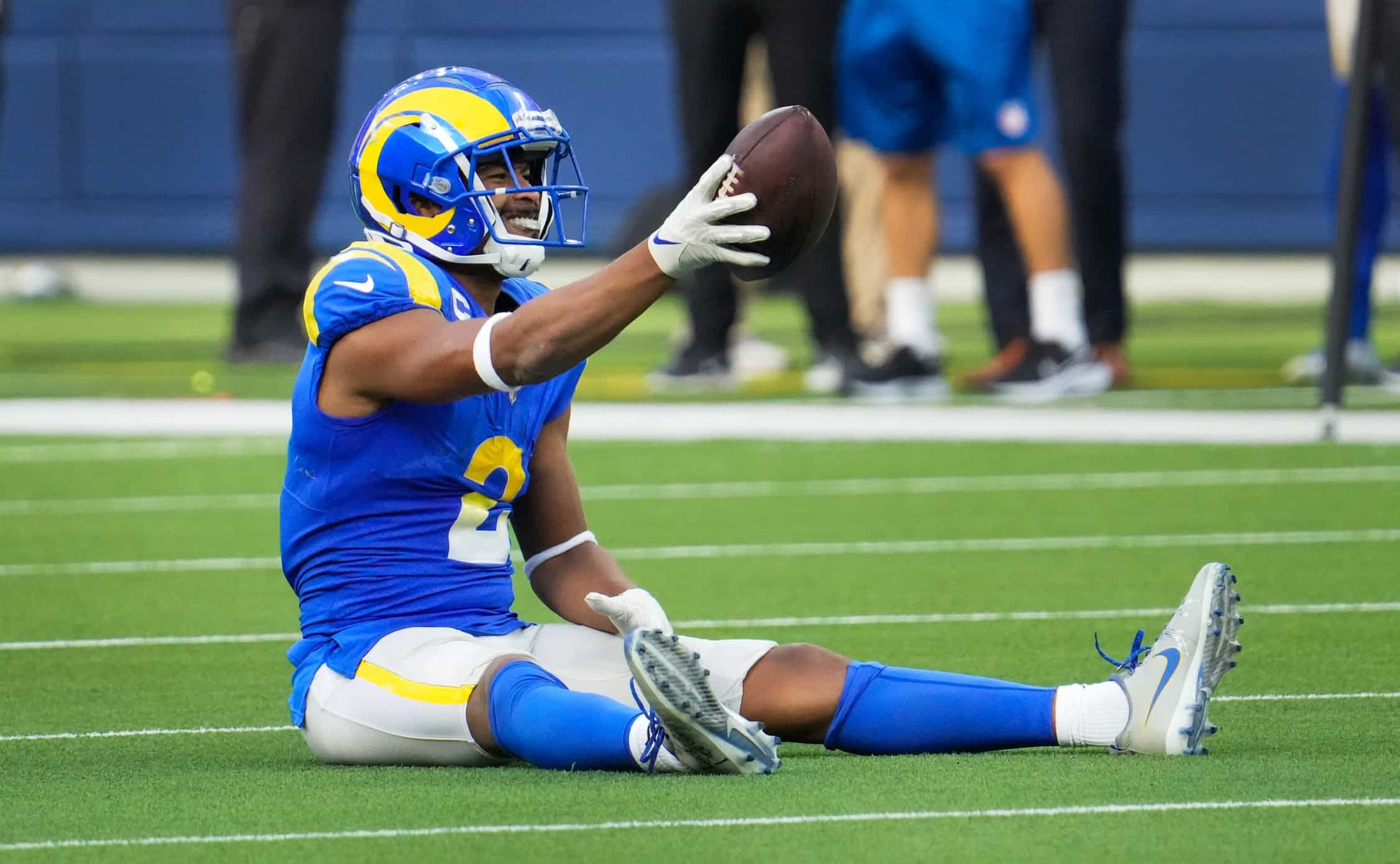 Rams trade wide receiver Robert Woods to the Tennessee Titans