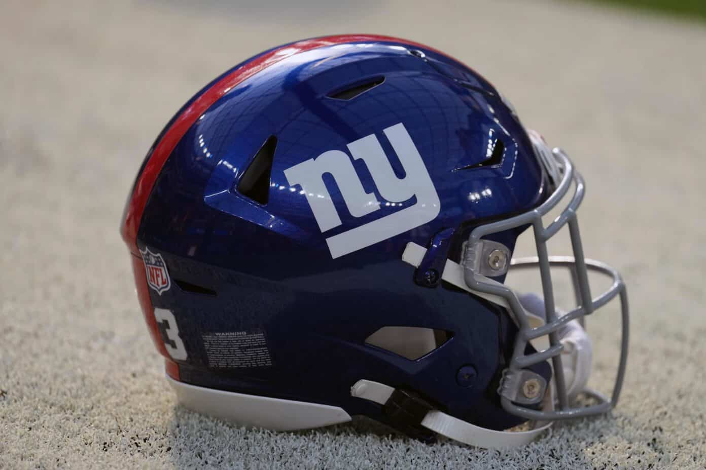 New York Giants 7Round 2022 NFL Mock Draft has Evan Neal anchoring the