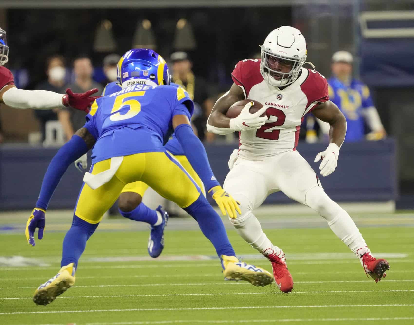 Tampa Bay Buccaneers running back Chase Edmonds runs with the ball