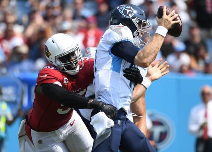Sources: Denver Broncos expected to pursue pass rusher Chandler Jones in free agency