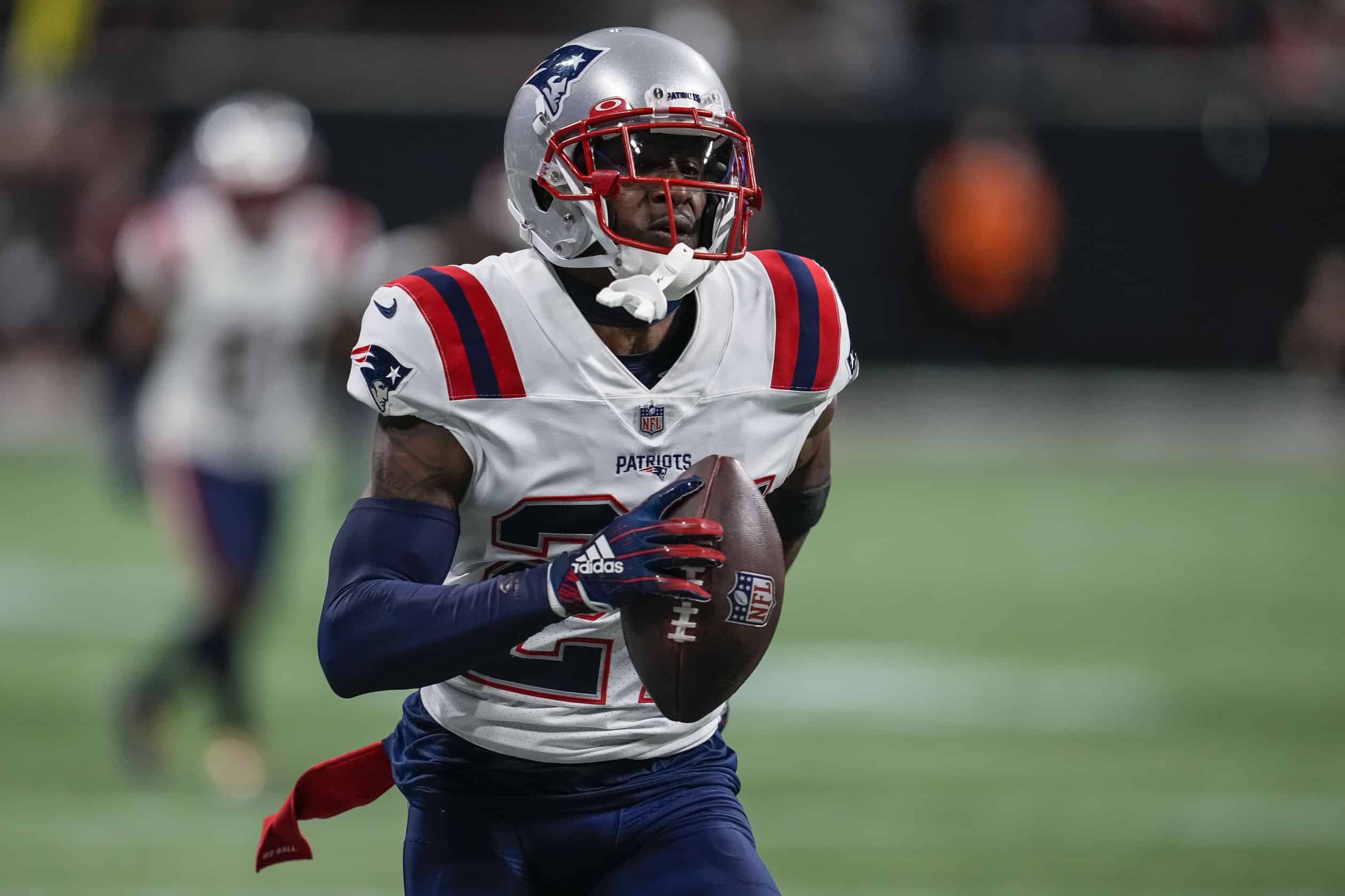 Former Patriots cornerback J.C. Jackson makes list of worst free