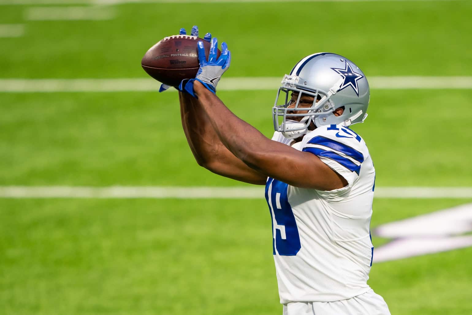 Cowboys receiver CeeDee Lamb projected contract extension and
