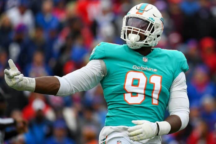 NFL Free Agency 2022: EDGE Emmanuel Ogbah re-signs with the Dolphins