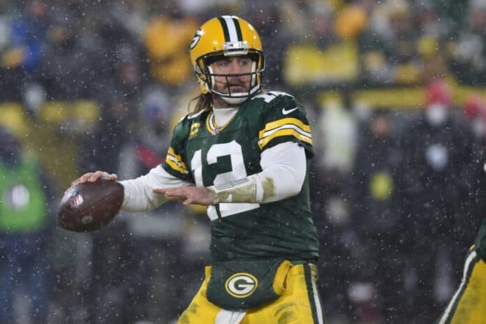 Aaron Rodgers staying with Packers: What it means for reigning NFL MVP