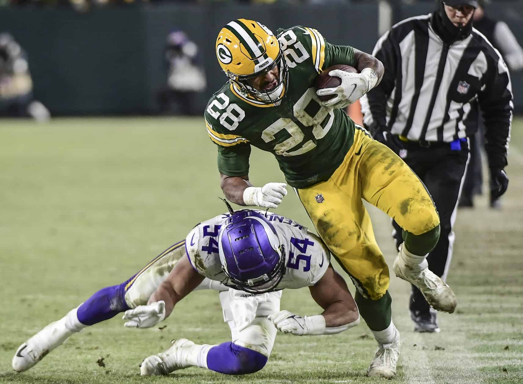 Packers RB A.J. Dillon tabbed as one of NFLPA's '2022 Rising Stars