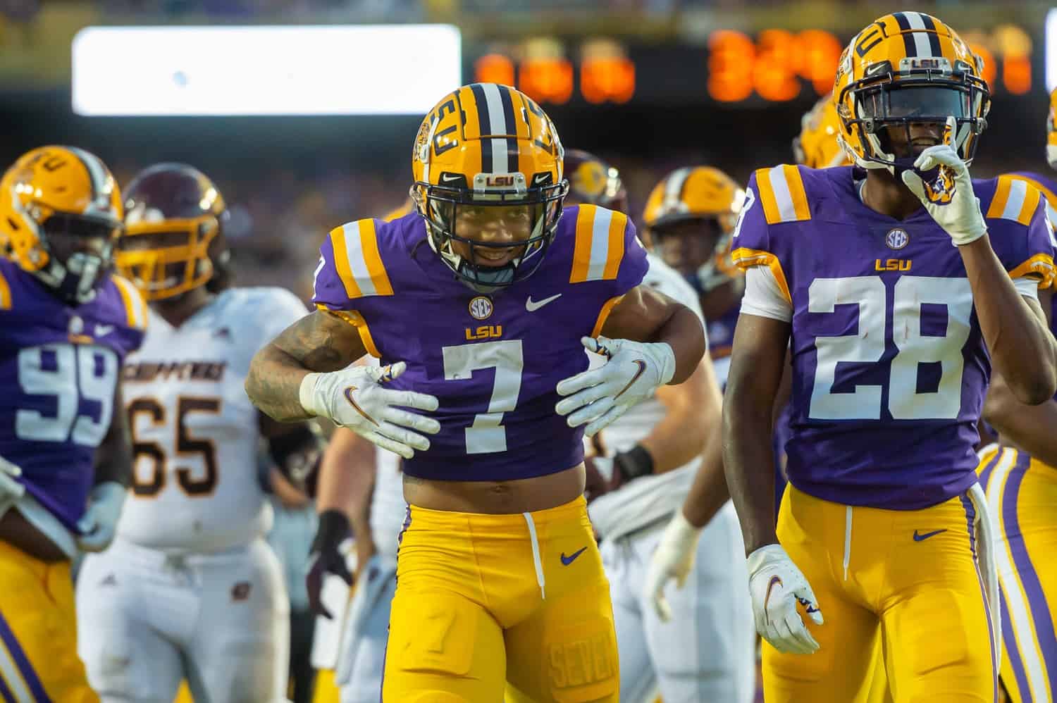 Ravens draft LSU star in latest 2022 mock draft by The Draft Network